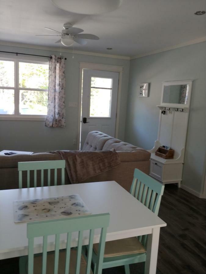 Lavenia Rose Cottages, Sunrise Cottage Catalina Kültér fotó