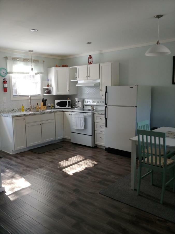 Lavenia Rose Cottages, Sunrise Cottage Catalina Kültér fotó